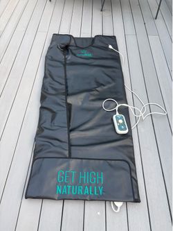 HigherDOSE Infrared Sauna Blanket