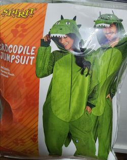 Couples crocodiles costumes