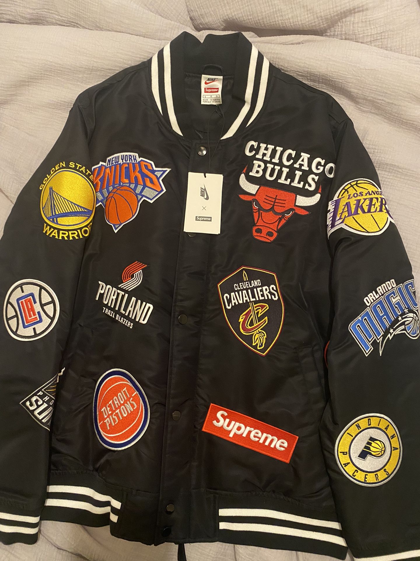 Supreme NBA/Nike Warm Up Jacket Brand New