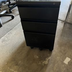 Black Pedestal - Filing Cabinet 