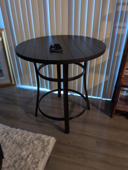 Hi Top Table
