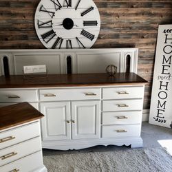 Beautiful MCM Style Dresser Set