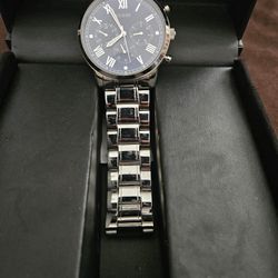 GUESS Exelente Relog