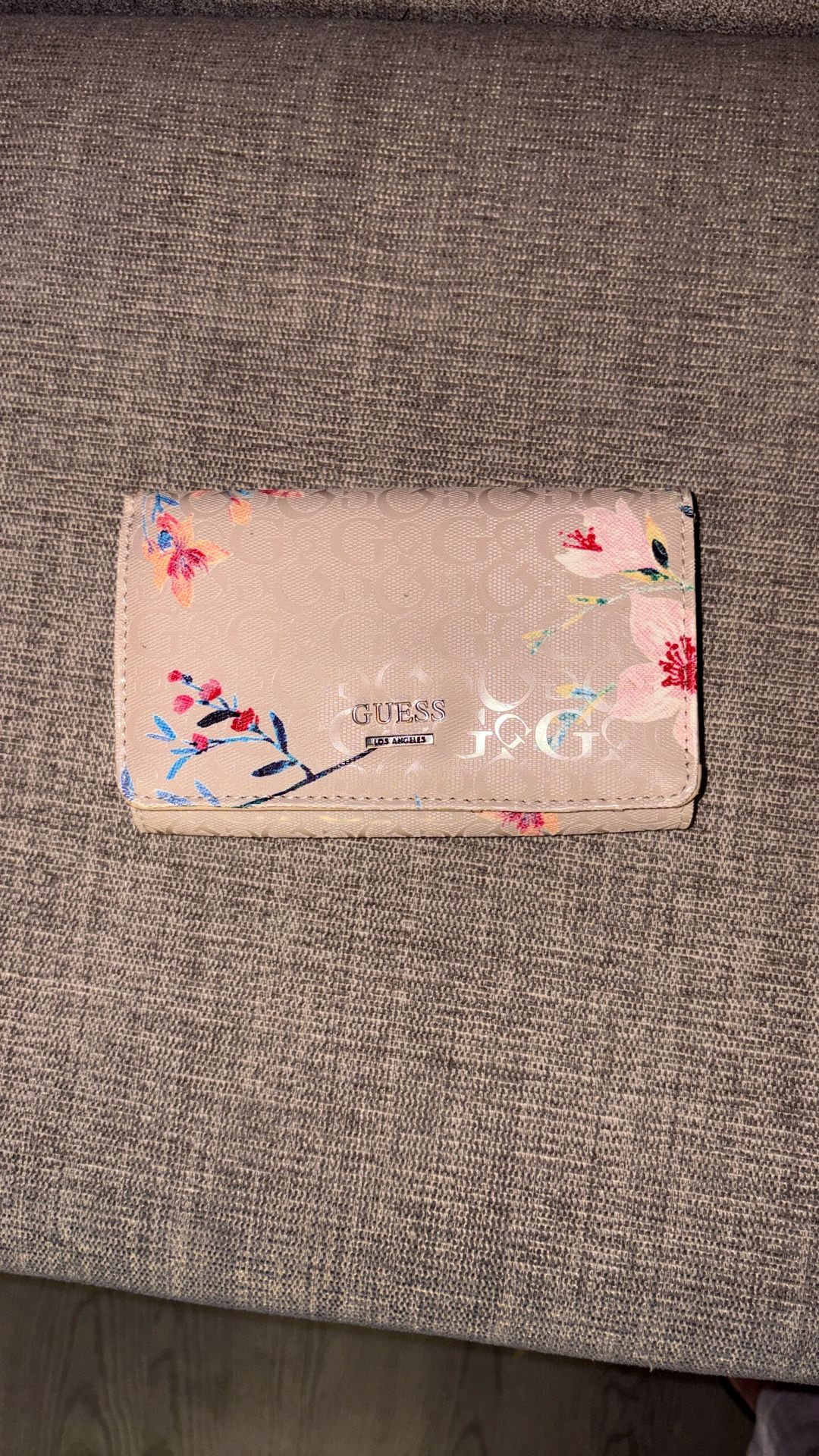 Guess Wallet