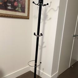 Coat Rack/12 Hooks and Marble Base. 