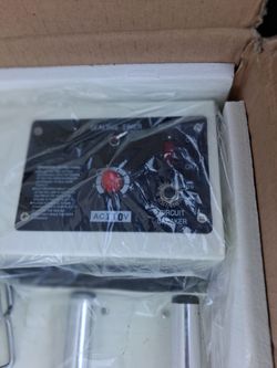 Bar sealers with cutters