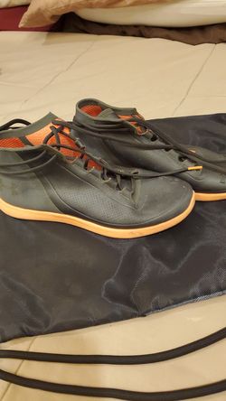 Under Armour womans 8.5