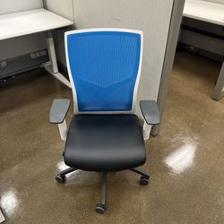 SitOnIt Torsa HB Task Chair Blue Mesh Back/Black Leather