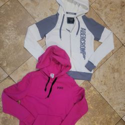 Sweaters Sz Small