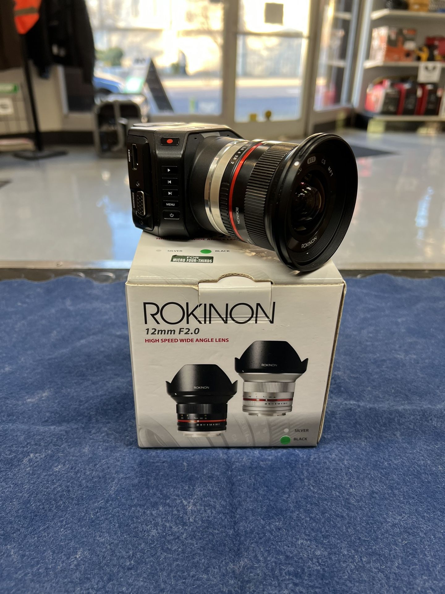 BLACKMAGICDESIGN POCKET CINEMA W/ 12mm Rokinon Lens