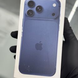 iPhone 17 Pro Max 256gb Factory Unlocked 