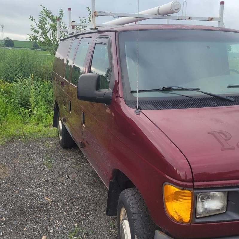 2003 Ford Econoline