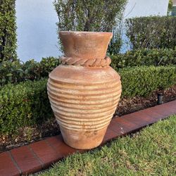 Vintage Large Terracotta Planter Pot Large Vessel Urn Drainage Hole Flowers Plants Succulents Garden Centerpiece Clay Pottery Landscape