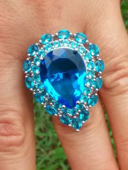 BRAND NEW HUGE BLUE TOPAZ SILVER RING SIZE 6