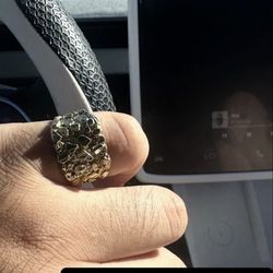 Gold chunky nugget ring