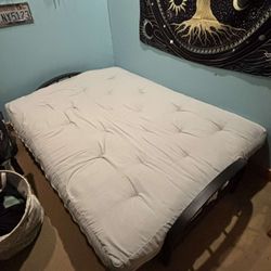 Metal Frame Futon