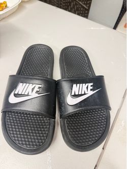 NIKE SLIDES black