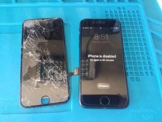 iPhone cracked screen