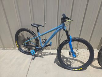 2023 NUKEPROOF  new $3k  excellent condition recent tune-up never laid down brand new tire on sale today $1,600