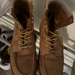 Dr. Martens 