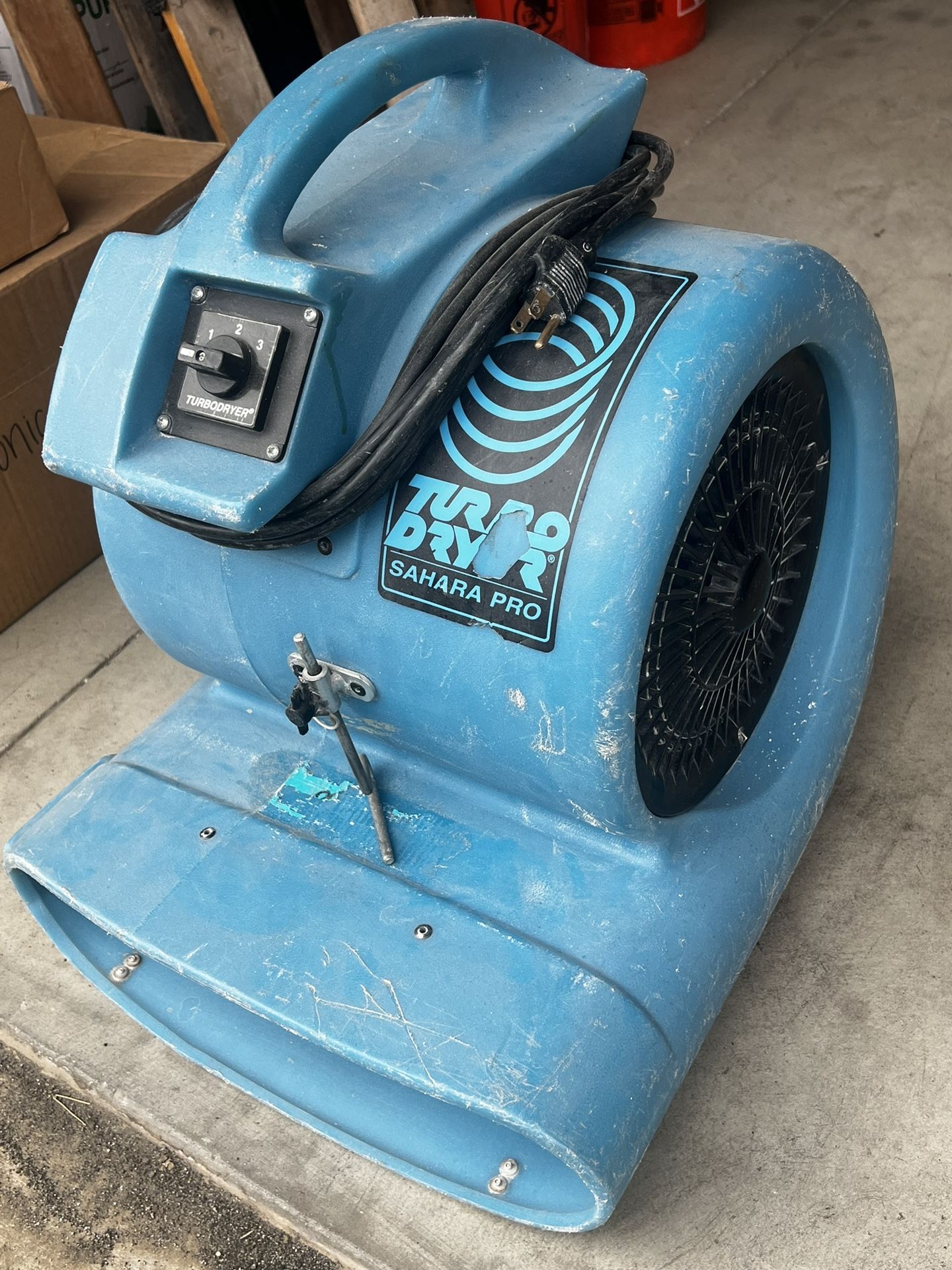 BLOWER