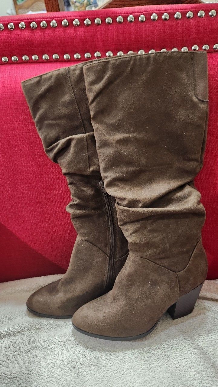 Women's Brown Boots