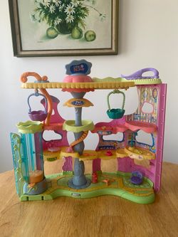 Littlest Pet Shop Pet Town Playset