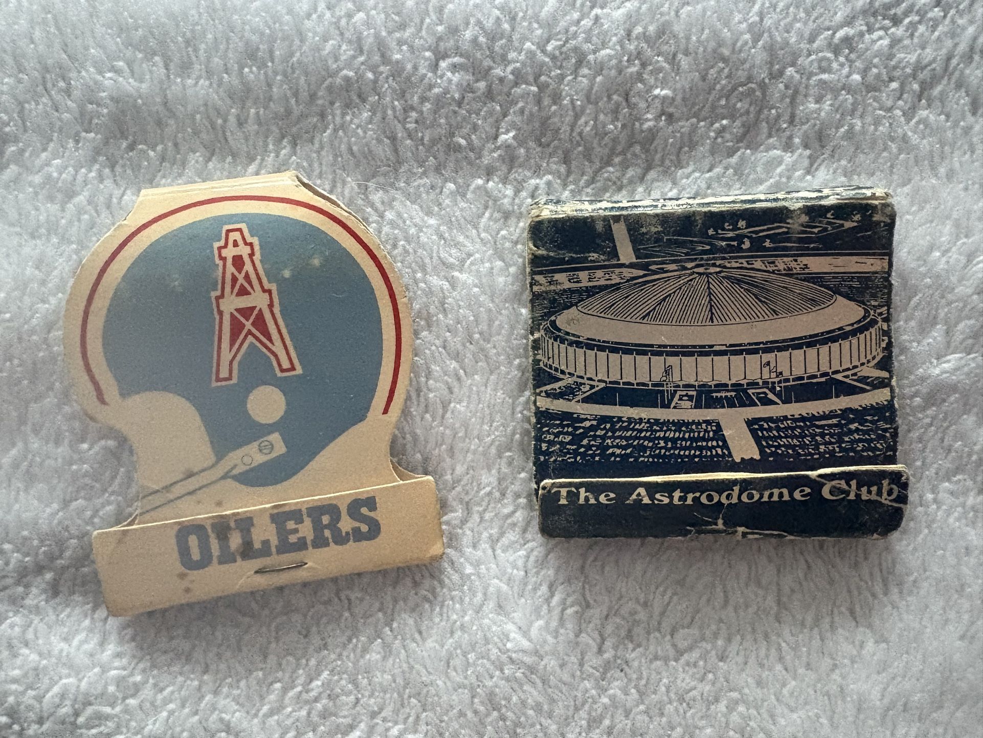 Astros & Oilers Match Books