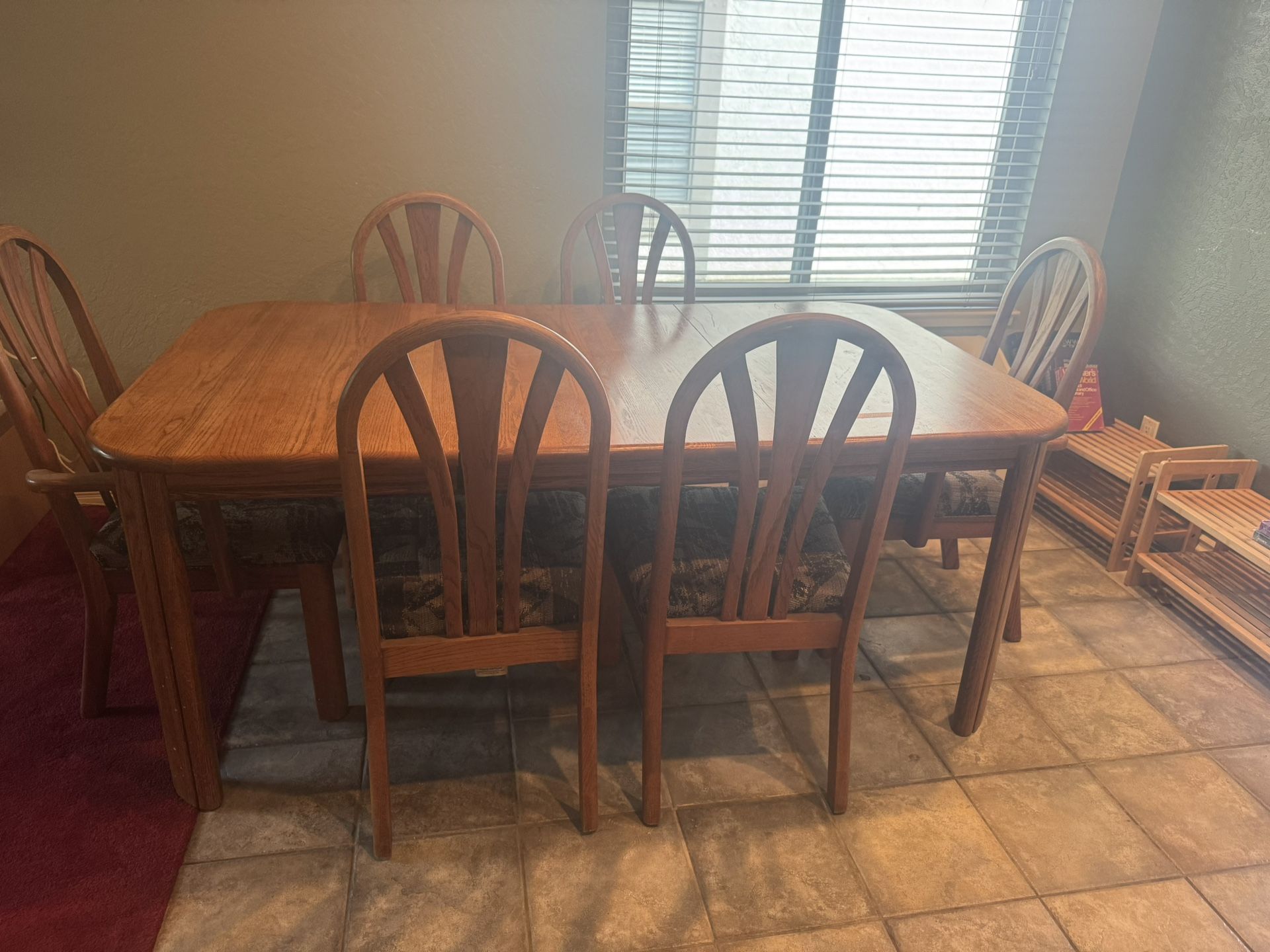 Oak Table & 6 Chairs