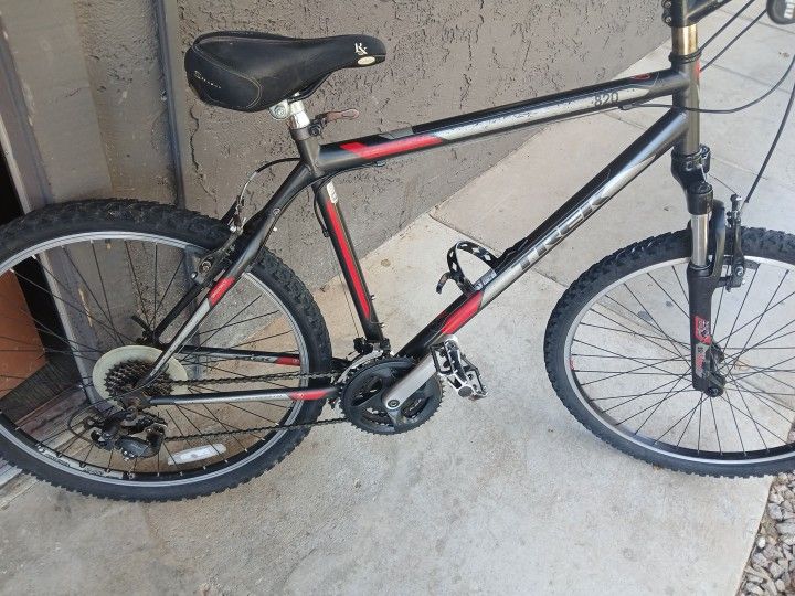 26 Inch Trek 820 21speed Mountain Bike Nothing Wrong With Still Ride Good