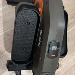 Niceday Under Desk Elliptical, Manual Quiet Elliptical, Foot Pedal Exerciser, Mini Elliptical Machines for Home Use, Portable Foot &Leg Pedal Exercise