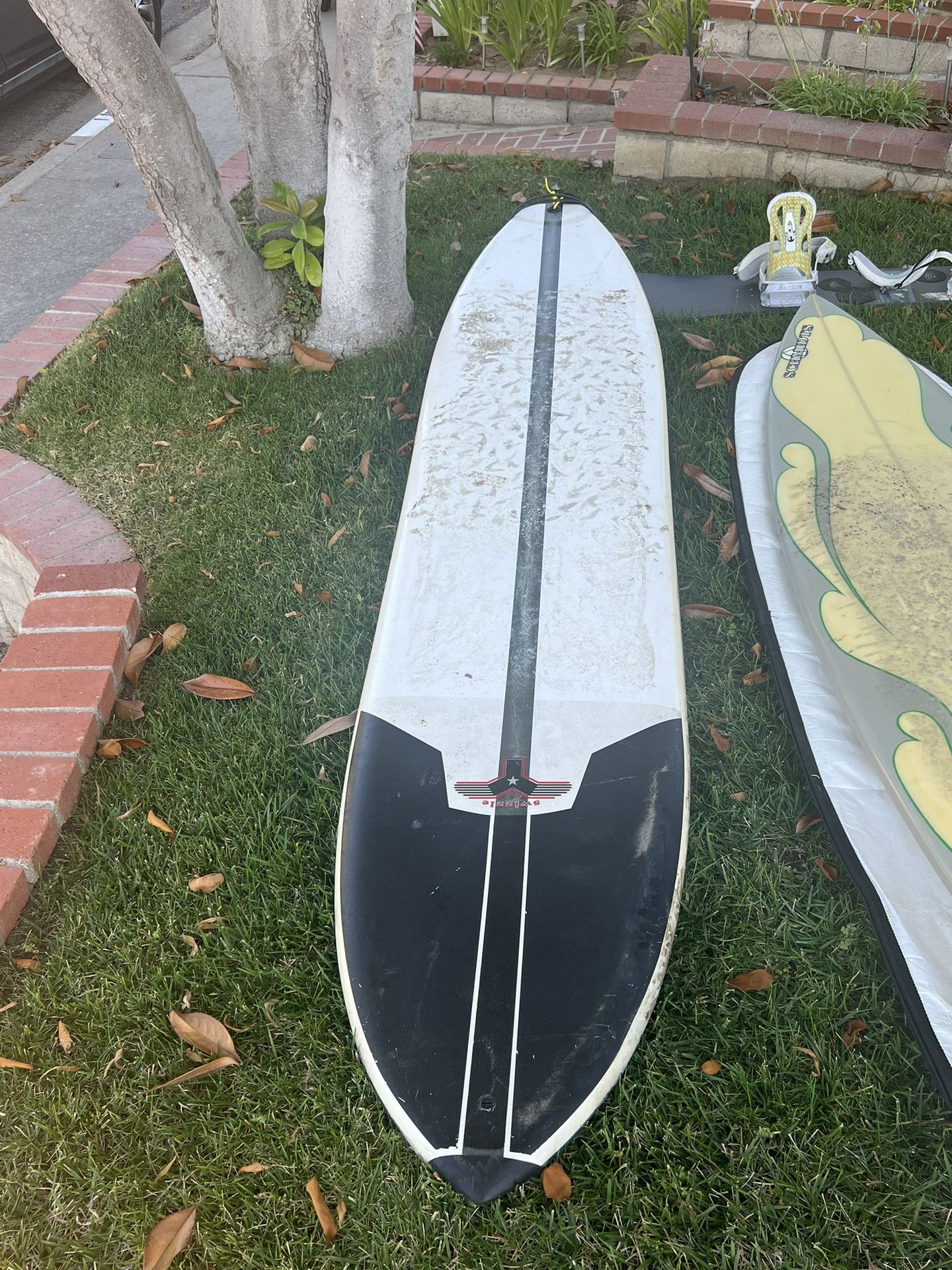 8’11” Swizzle Longboard Surfboard