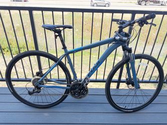 Fuji Traverse 1.5 Hybrid Bike 19" Large Frame City Commuter Bicycle Very good condition