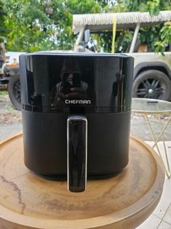 $25....Air fryer in GREAT working condition with very low noise level.