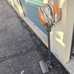 Shark Rocket Ultra-Light Corded Bagless Vacuum 