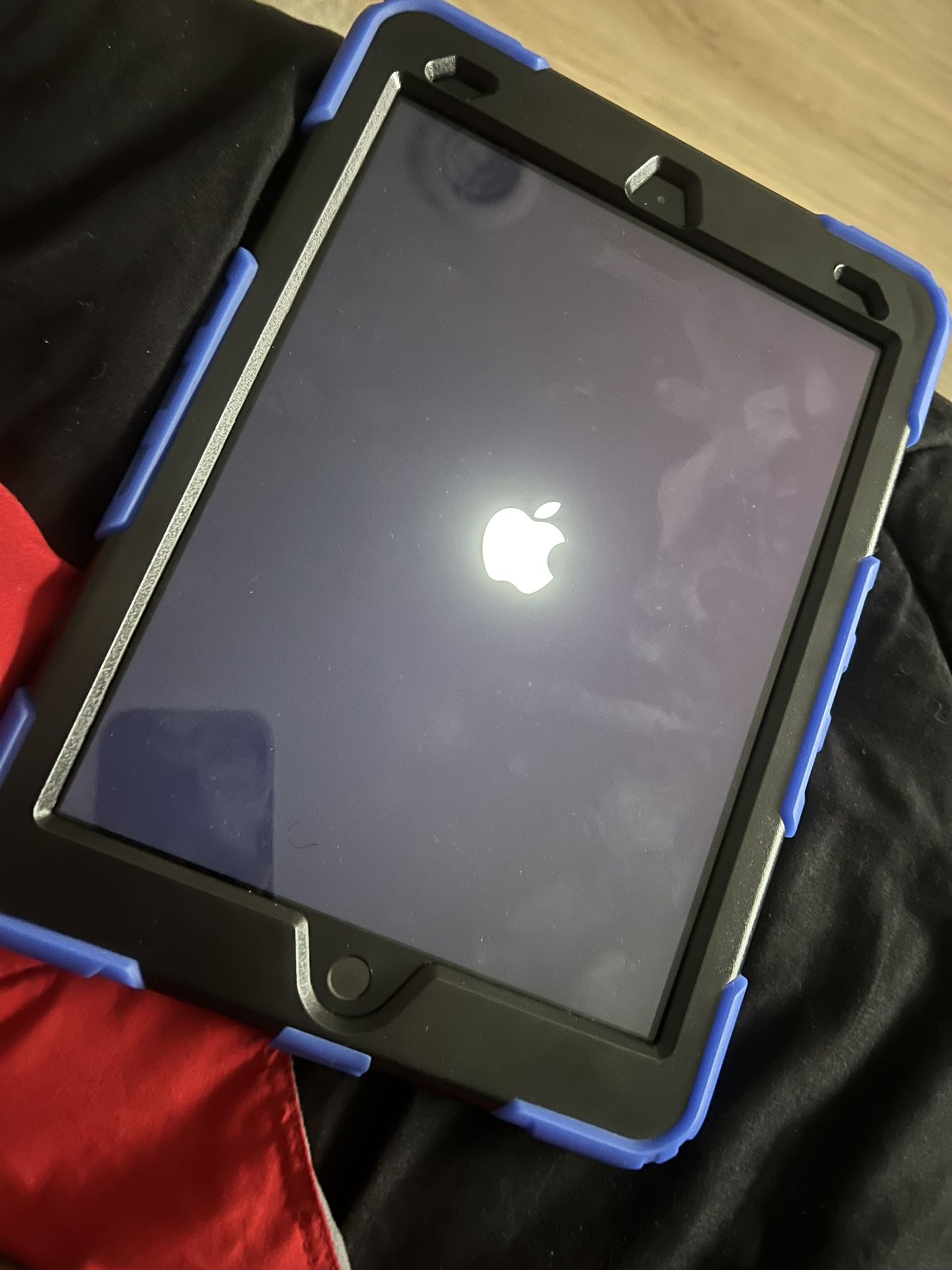Gray Apple iPad 7th Generation 