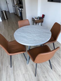 Dining table with chairs for 4 people