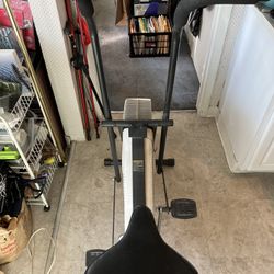 Weslo Aero 750 Exercise Bike