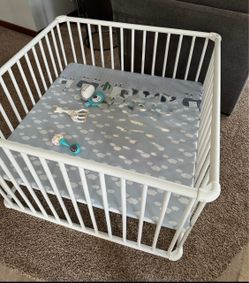 Geuther Belami Plus Wooden Playpen – White/Llama