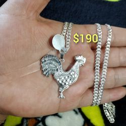 925 Sterling Silver Chain With The Pendant/Cadena Con Dije De Gallo De Plata 925