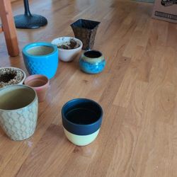 8 Small Plant Pots