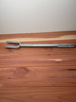 Wedge tool