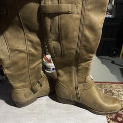 Use Shoe Still Like New 20 Dollars Each