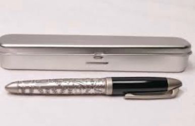 Disney  vintage pen Engraved Silver and Black Rollerball Pen with Metal Case