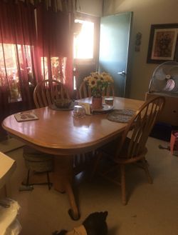 4-8 SEATER -NEED GONE ASAP (MUST PICK UP)