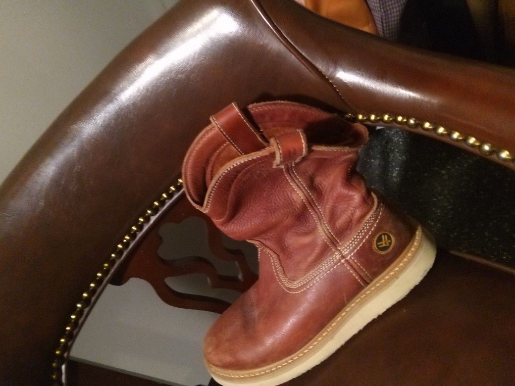 Men's Boots Pickup Today Size 12 D