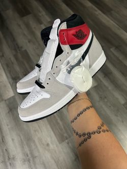 Jordan 1 Retro High Smoke Grey Brand New