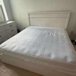 Bedroom set