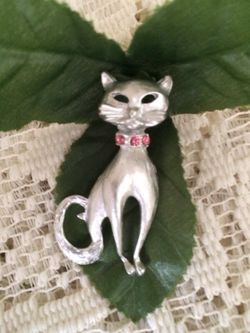 Kitty Cat Pin