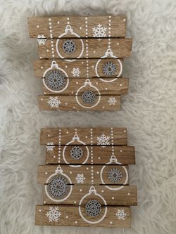 Wood Christmas Decor